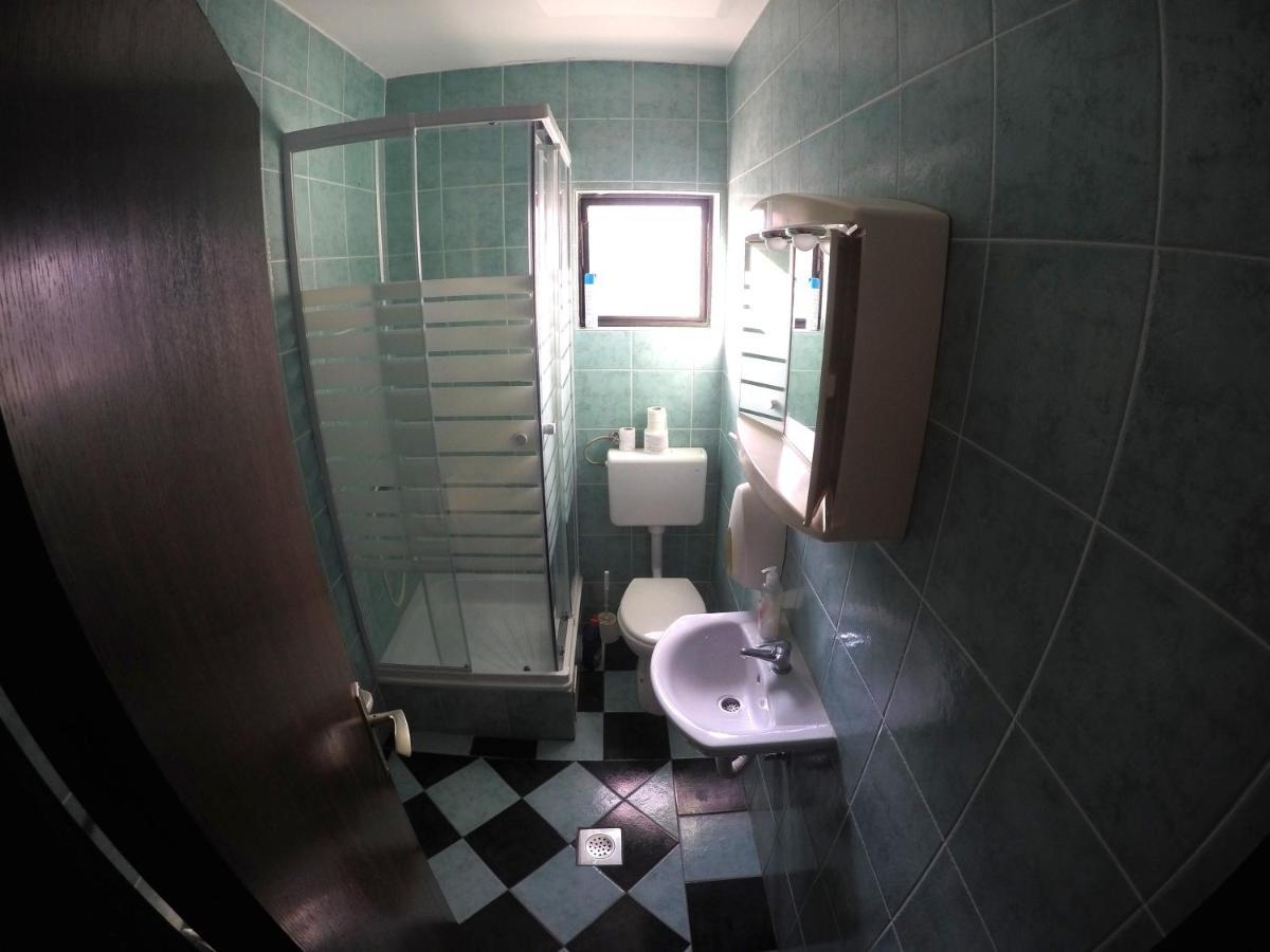 Apartments And Rooms By The Sea Bibinje, Zadar - 6199 ภายนอก รูปภาพ
